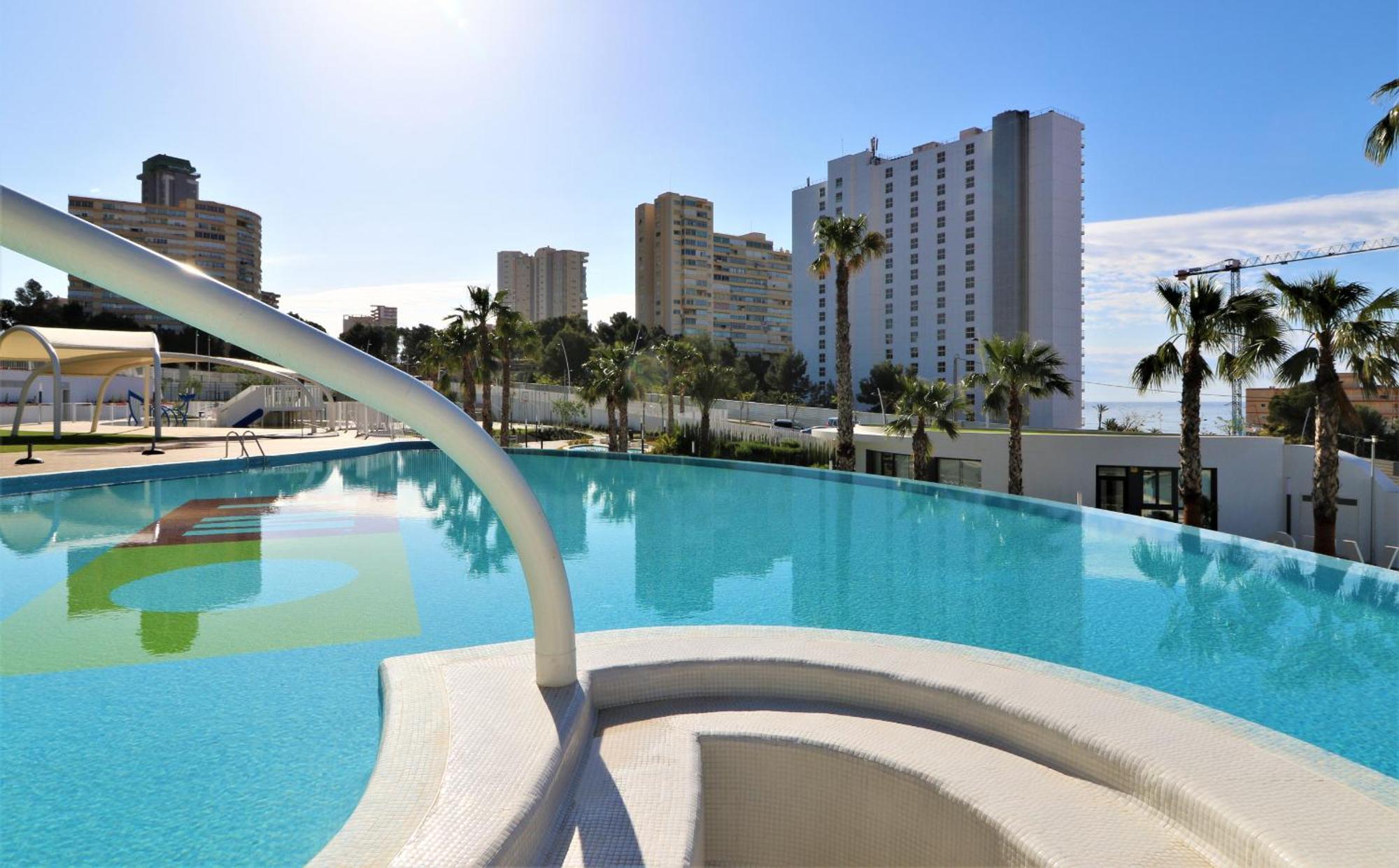 Appartamento Sunset Waves Vistas Al Mar Benidorm Esterno foto